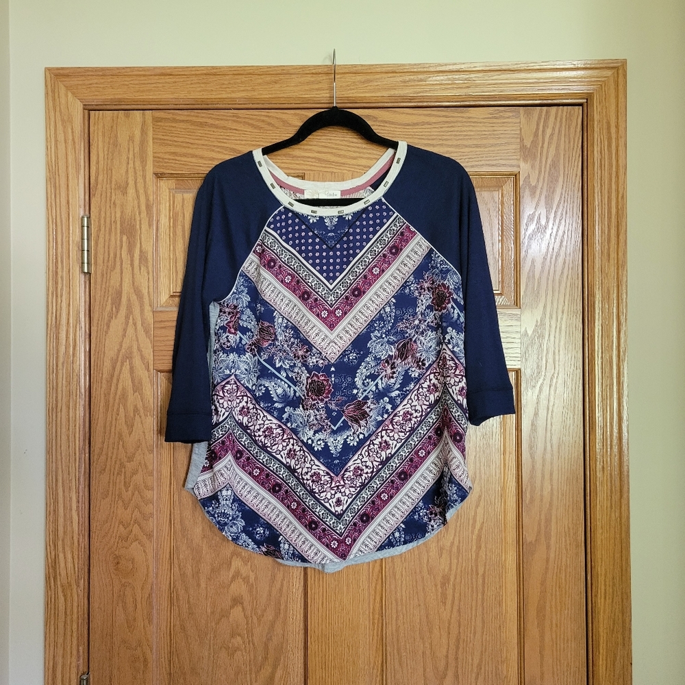 Rewind 3/4 Length Sleeved Top Women's Size Large